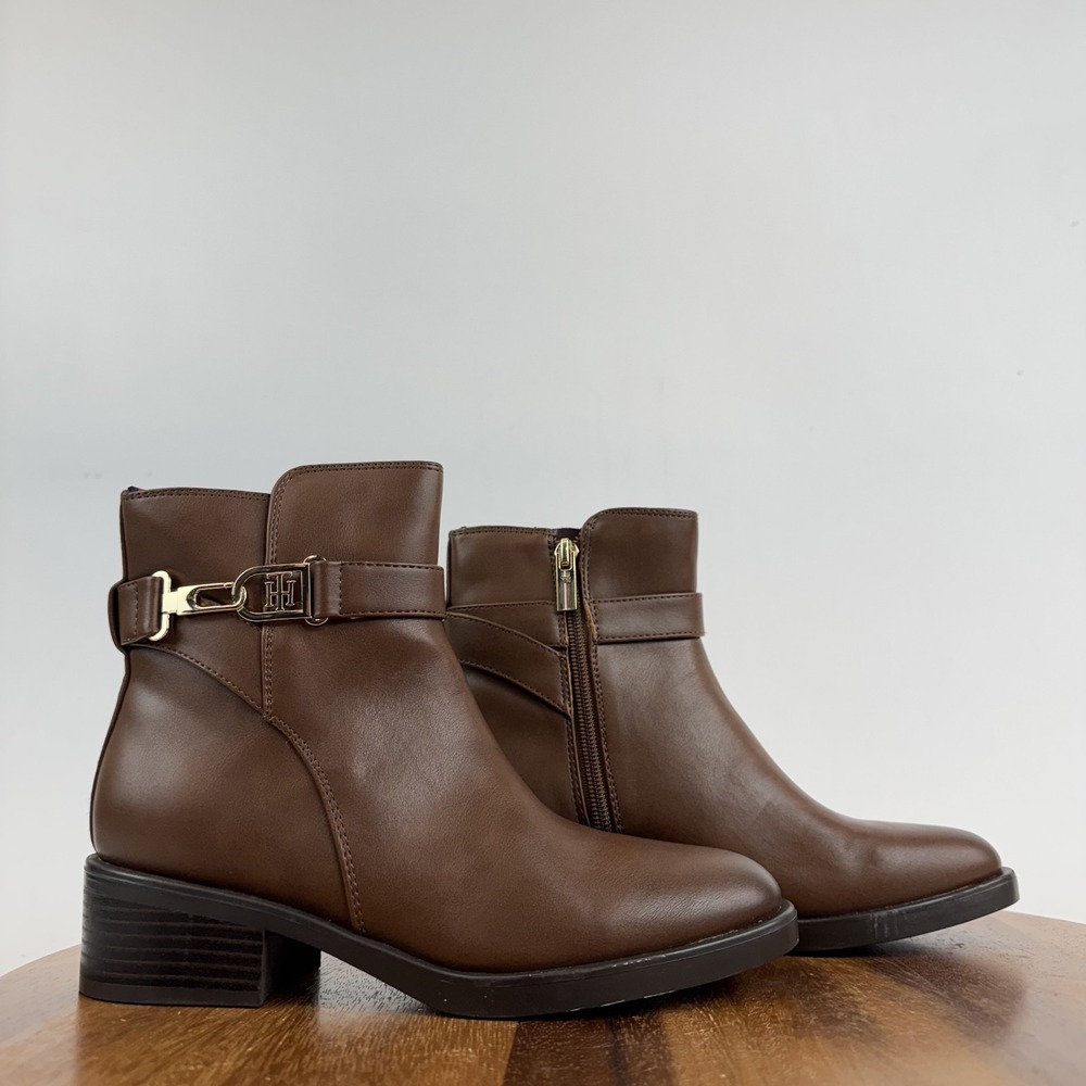New Womens Tommy Hilfiger Ianzi Brown Faux Leather Casual Ankle Booties Size 5.5
